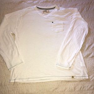 Men long sleeve v neck. NWOT